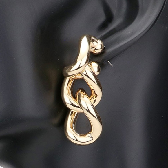 Gold Chain Link Dangle Earrings 2 Inch Metal Casual Simple Jewelry Accessory - Picture 2 of 2